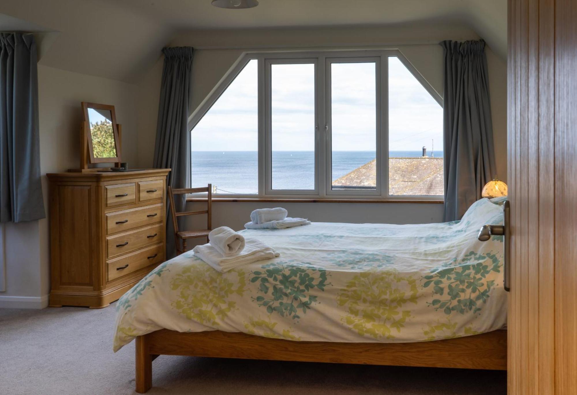 Spinnaker Cadgwith Holiday Home 外观 照片