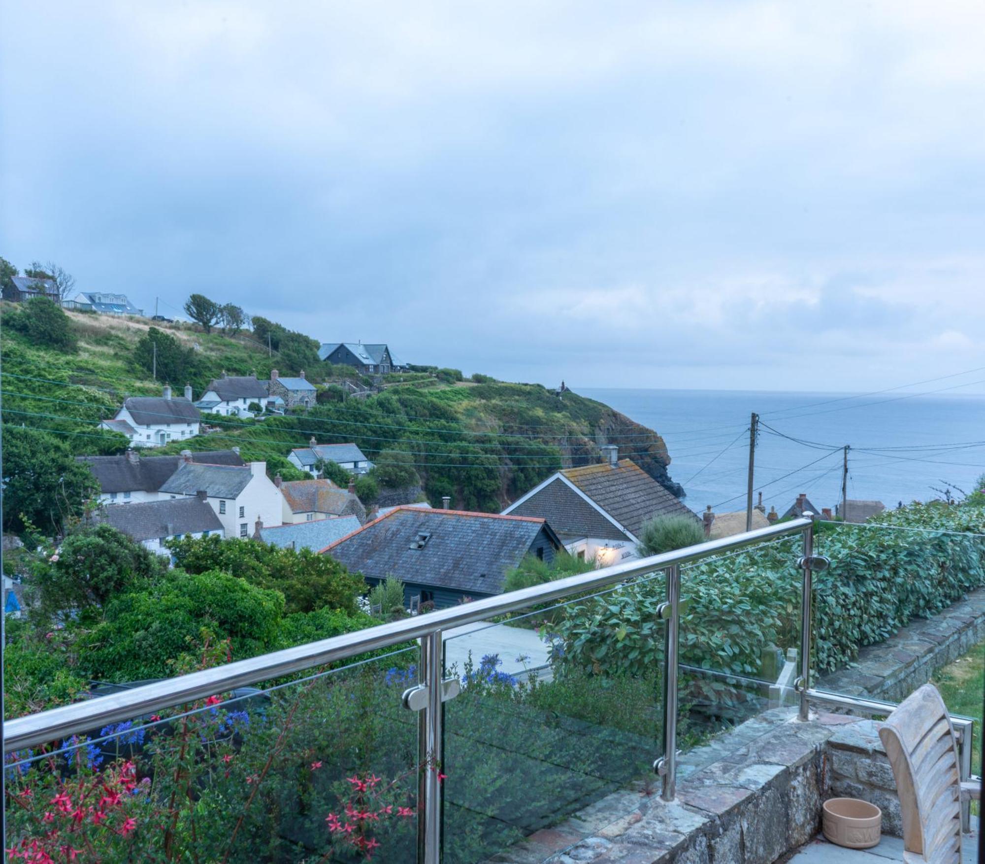 Spinnaker Cadgwith Holiday Home 外观 照片